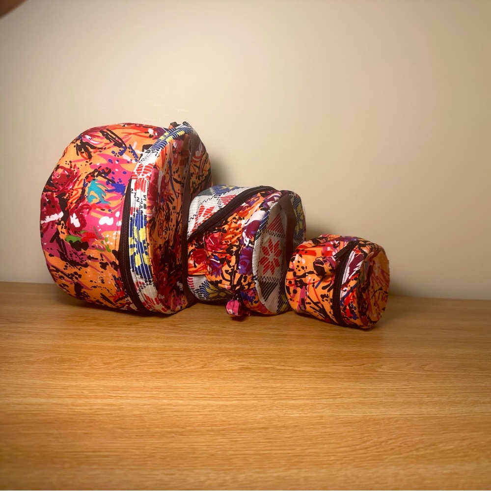 Cosmetic bag set of 3